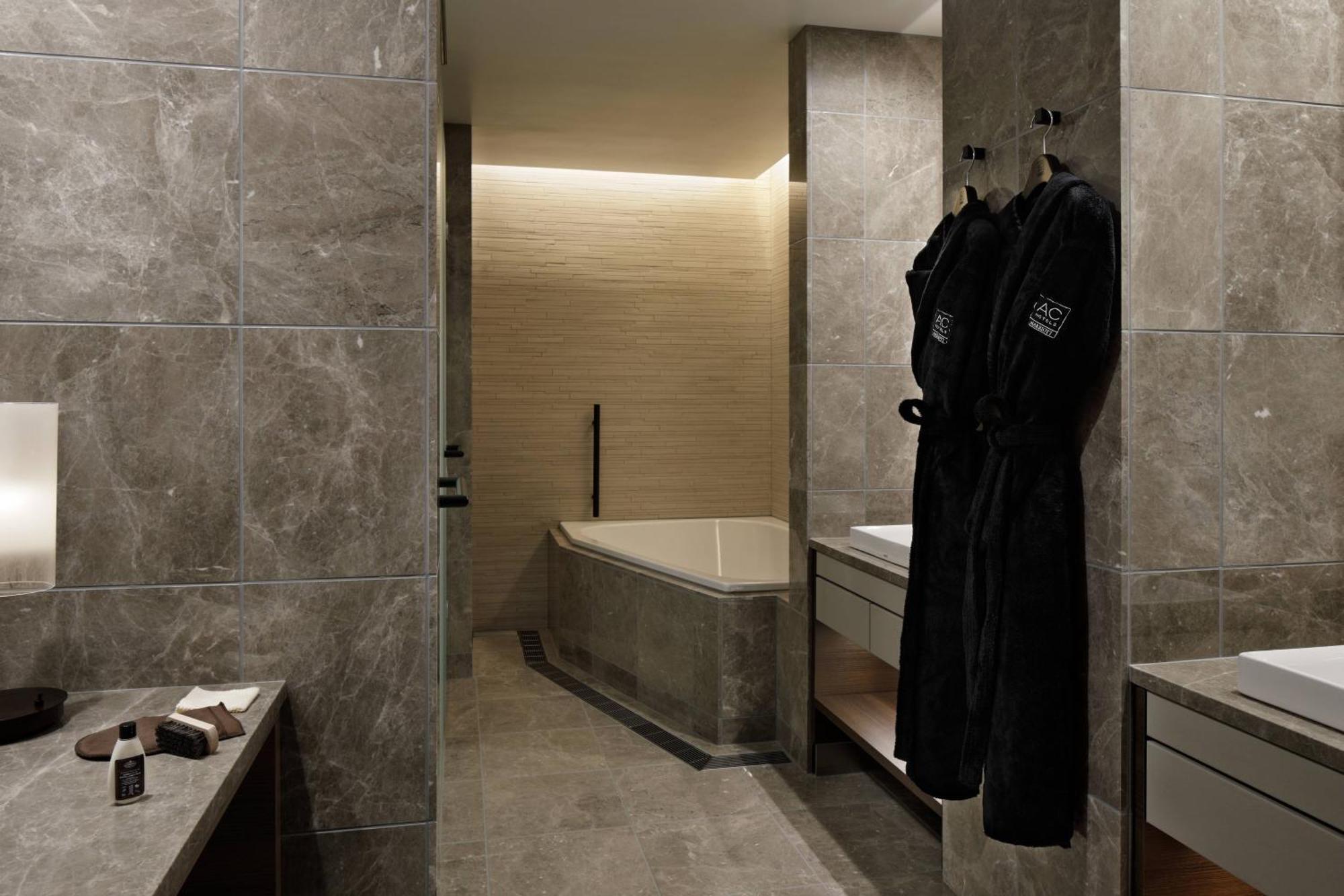 Ac Hotel By Marriott Tokyo Ginza Экстерьер фото